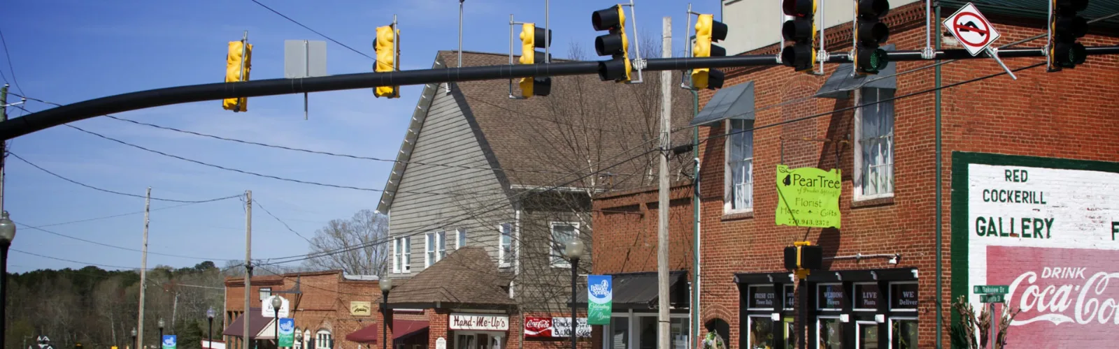 Downtown Powder Springs, GA street